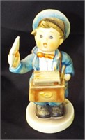 Hummel Figurine, Postman