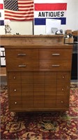 VTG OAK CHEST OF DRAWERS  by HARMONY HOUSE