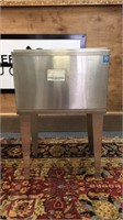 STAINLESS STEEL ICE CHEST ON PEDESTAL 22"x15"x35"