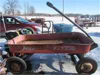 RUSTIC RADIO FLYER WAGON .