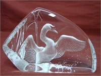 High-End Signed Mats Jonasson Swedish Art Crystal