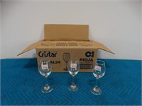 Brand New in Box Cristar Brand Wine Glasses - 24