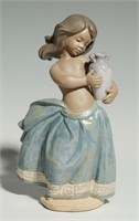 LLADRO 'LITTLE PEASANT GIRL' FIGURE WITH BOX