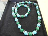 New Necklace and Bracelet Set Green/Blue