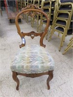 VICTORIAN CARVED BALLOON BACK PARLOR CHAIR