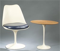 4 Eero Saarinen Tulip side chair and side table.