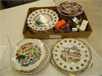VINTAGE COLLECTIBLE DECORATIVE HANGING PLATES