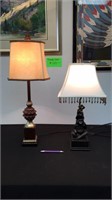 LOT DECORATIVE LAMP AND MONKEY LAMP