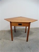 Drexel Contemporary Wooden Corner Desk