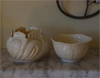 Belleek sugar bowl and small rose bowl