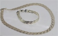 Platted silver necklace and bracelet set