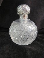 ANTIQUE CUT CRYSTAL PERFUME BOTTLE WITH STERLING