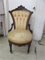 19TH CENTURY VICTORIAN PARLOR CHAIR 39"T X 21"W