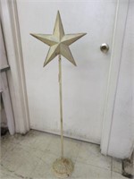 PAINTED METAL DECORATIVE STAR ON STAND 45"T X