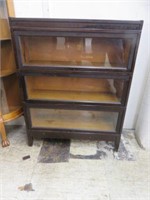ANTIQUE "MACY" THREE STACKING LAWYERS BOOKCASE