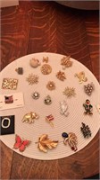 Lot of Costume Jewelry Pun Assortment, some