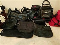 Lot of 7 black women's handbags, too insulated