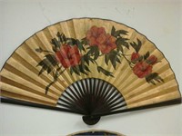 Medium sized golden floral decorative fan