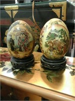 Pair of oriental decorative eggs