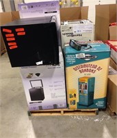 1101-Small Appliances;Retail Value: $1,102.86