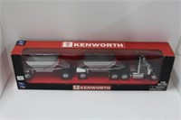 NEWRAY KENWORTH W900 TRACTOR & HOPPER TRAILERS.