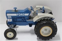 FORD 8600 TRACTOR ERTL. 1/16