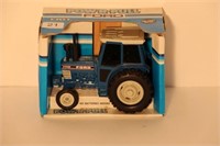 FORD 7710 TRACTOR POW-R-PULL 1/32
