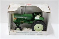 OLIVER 1655 DIESEL TRACTOR. CIFES 2002 SPECIAL