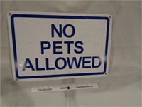 Metal NO PETS ALLOWED Sign
