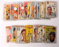 LOT OF 30 MIXED TOPPS BASEBALL CARDS 1955-1963
