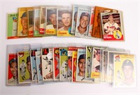 LOT OF 30 MIXED TOPPS BASEBALL CARDS 1955-1963