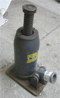 Walker Hydraulic Bottle Jack