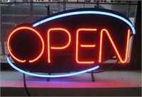 Neon OPEN Sign