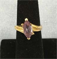 Amethyst and diamond ring, 10K  weight: 3.5g
