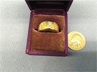 Gold nugget and diamond ring, 10K gold, weight: 10