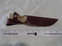 Russell USA Knife in Leather Sheath