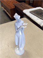 Glass figurine (as is)