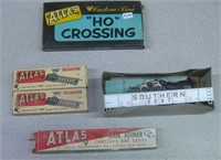 Lot of Vintage Railroad Accessories