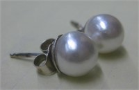 .925 marked Pearl Earrings