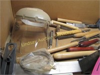 Craftsman 1hp 12" wood lathe w/ tools, faceshield,