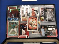 ASSORTMENT OF 12 MLB TRADING CARDS INCLUDES
