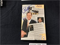 AUTOGRAPHED LAKERS MEDIA GUIDE (2004-2005) BY