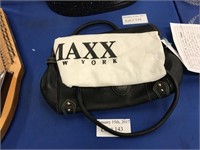 BLACK LEATHER MAXX OF NEW YORK LADIES TOTE BAG