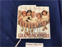 "THE LITTLE BIG BOOK OF GRANDMOTHERS" WITH DUST