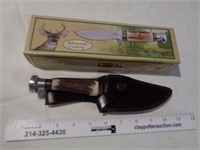 Stag Hunting Knife in Leather Sheath