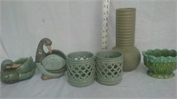 Group of decorative glass/ceramic items