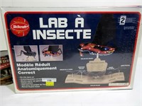 Modèle réduit "Le lab à insectes" scale model