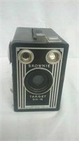 Vintage Brownie Target 6-16 Kodak camera