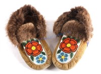 Eskimo Inuit Beaded Moccasins with Beaver Ankle