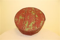 Round cheese box, Dufeck’s Denmark. WIS.